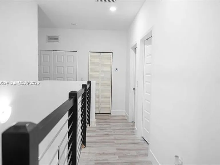 8005 NW 104th Ct — Photo 8