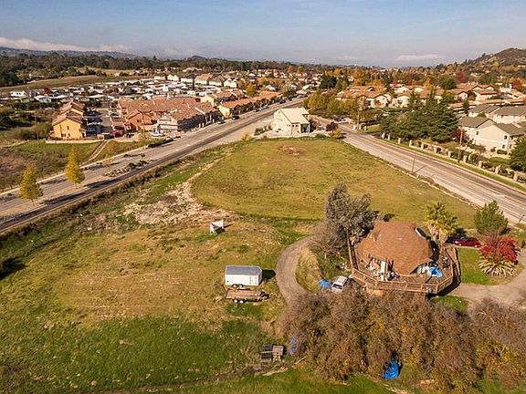 3rd image of 11450 Viejo Camino