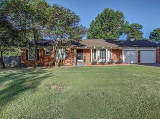 3108 S Summit Blvd E, Sand Springs, OK 74063