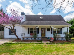 569 Hart Rd, Dallas, GA 30157