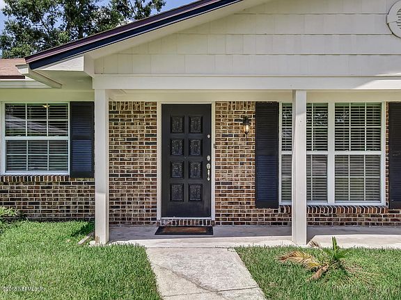4th image of 230 Quince Ct