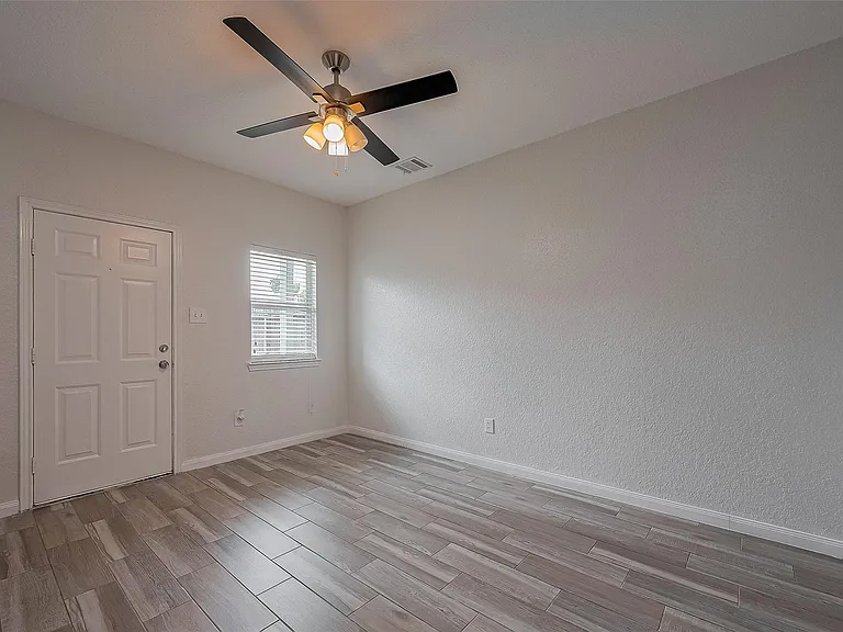 6623 Arabella St — Photo 4