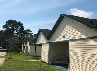 5377 Chatham Ave APT E, Pensacola, FL 32507