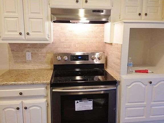 3rd image of 2210 Winterstone Dr