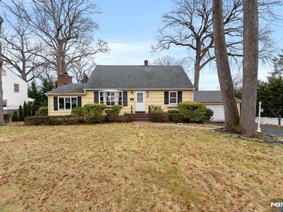 206 10th St, Cresskill, NJ, 07626