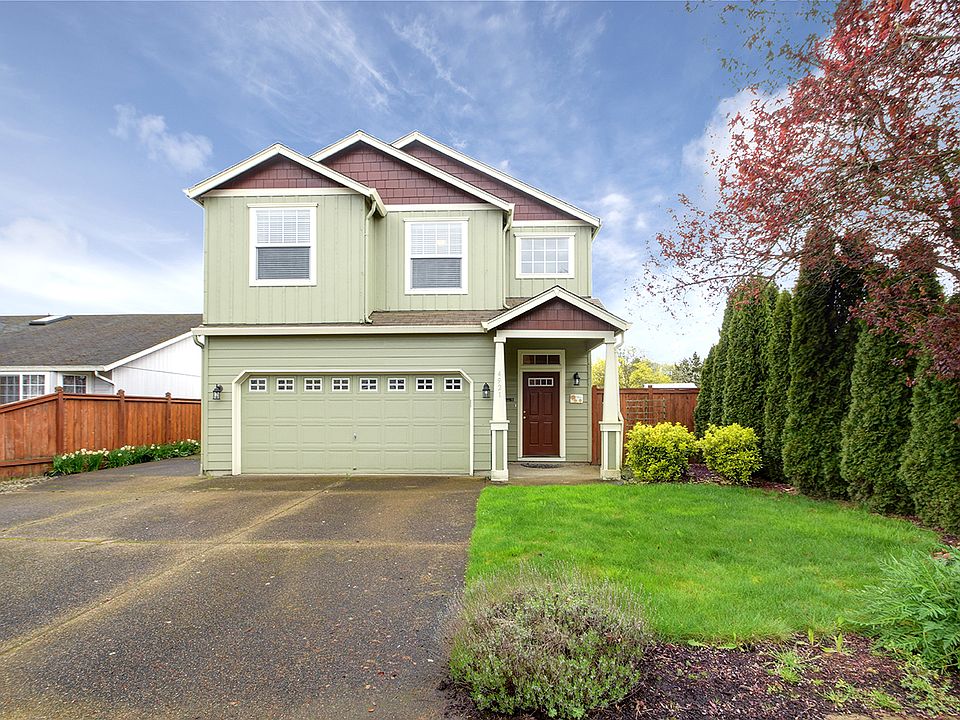 1st image of 4921 NE 55th St