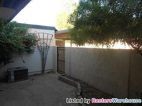 5th image of 2810 E Glenrosa Ave APT 15