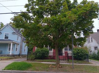 510 Howard St SE, Grand Rapids, MI 49507