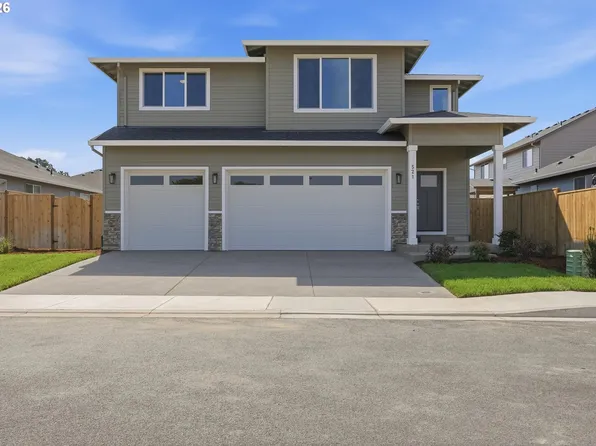 521 E Cleveland St, Carlton, OR 97111