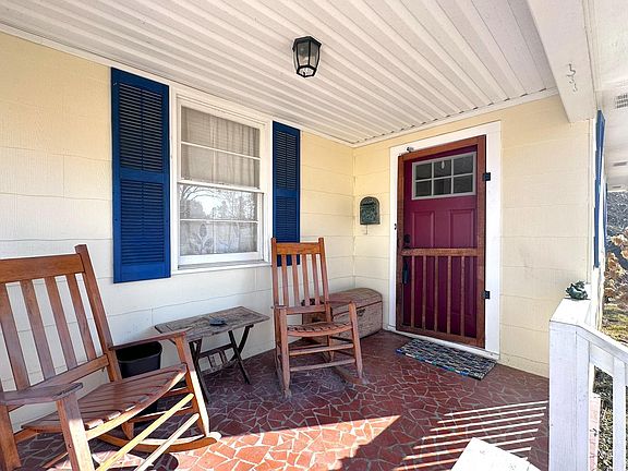 2nd image of 125 Neely Ave