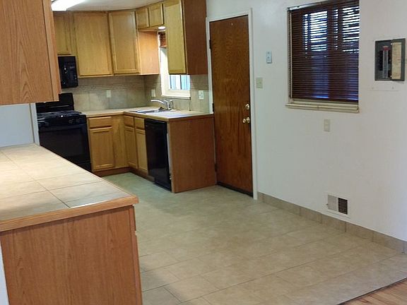 Large Kitchen