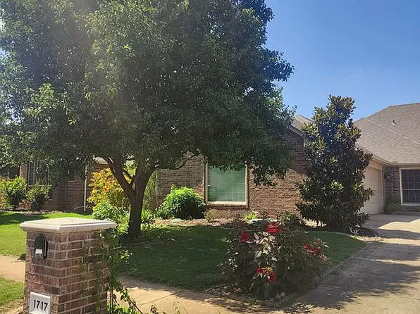 1717 Kamber Ter, Edmond, OK 73003