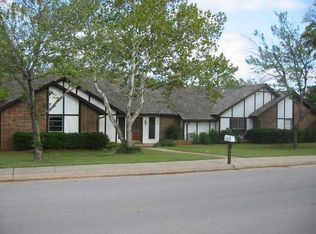 1608 W Stoney Ridge Rd, Edmond, OK 73034