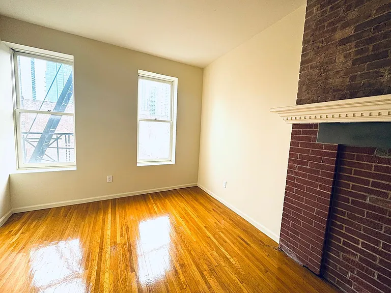 214 Warren St #4B — Photo 13