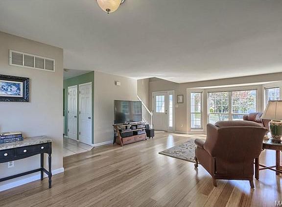 3rd image of 5970 Pennbrooke Dr