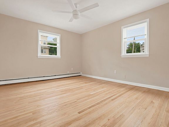 4th image of 47 Gordon St #3