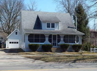 507 N Main St, Three Rivers, MI 49093