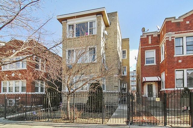 1st image of 4849 N Sawyer Ave