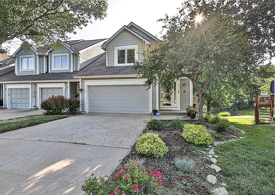 1st image of 8230 NW Bradford Ct