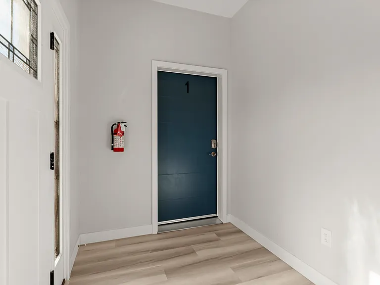 39 Lester Ave #1 — Photo 13