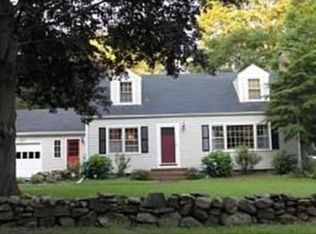 4 West St, Georgetown, MA 01833