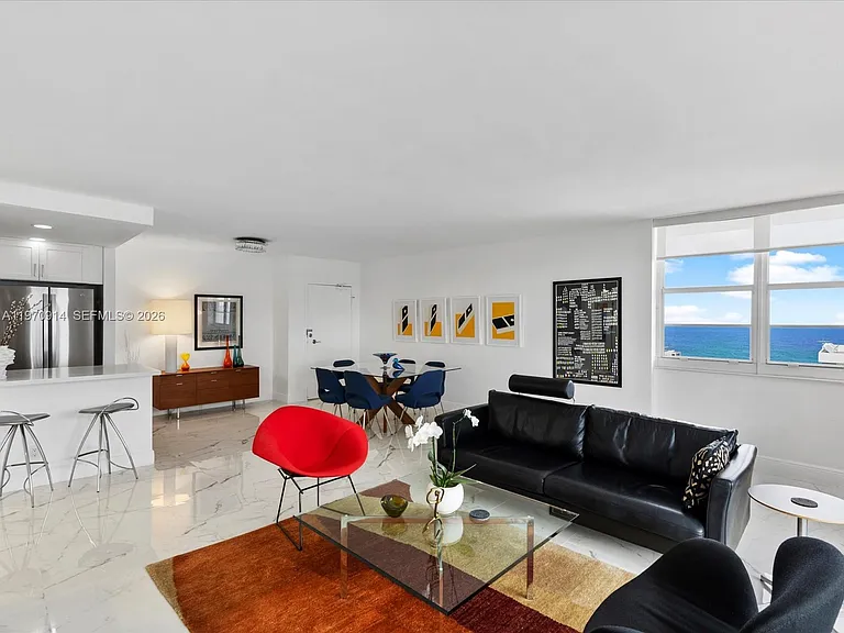 336 N Birch Rd #PENTHOUSE — Photo 12