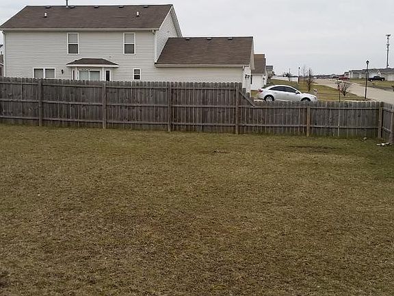 4th image of 3027 Derbyshire Dr
