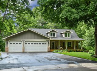 19260 81st Pl N, Maple Grove, MN 55311