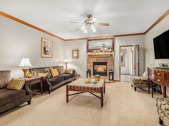 5th image of 108 Lolabell Dr