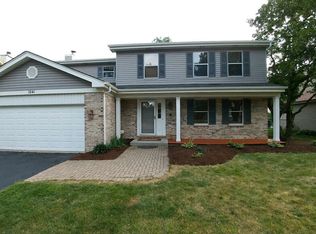 1041 Timberwood Ln, Algonquin, IL