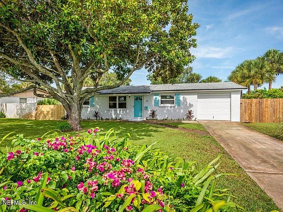 3rd image of 9 SANDRA Drive