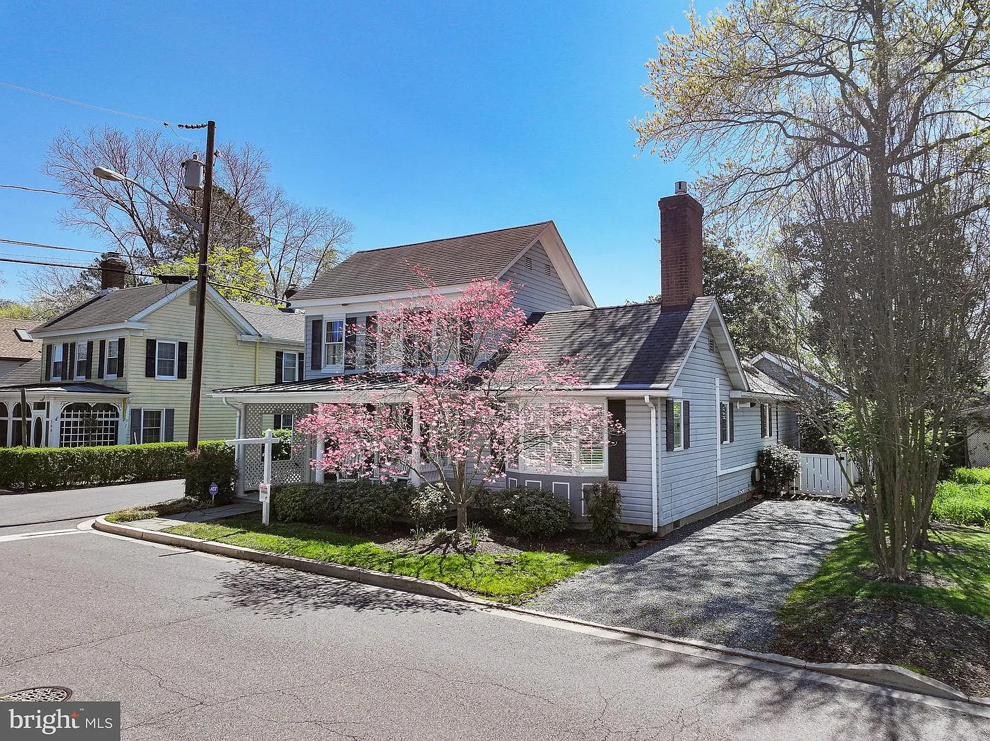 114 E Chew Ave photo 1