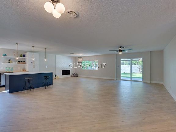 5th image of 3016 Bryant Ave