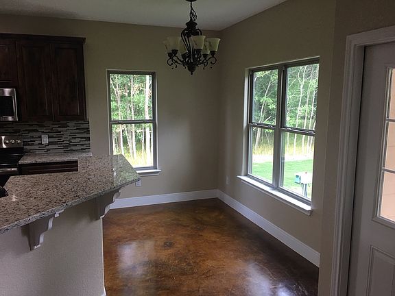 5th image of 131 E Maunalua Dr