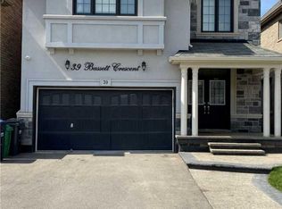 39 Bassett Cres #BASEMENT, Brampton, ON L6X 5J7