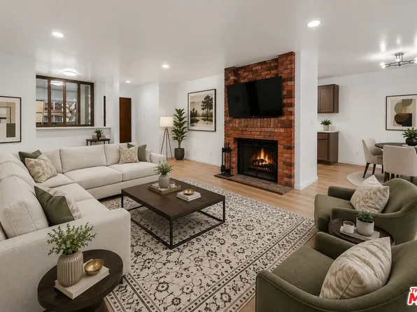 406 N Oakhurst Dr Unit 202, Beverly Hills, CA 90210