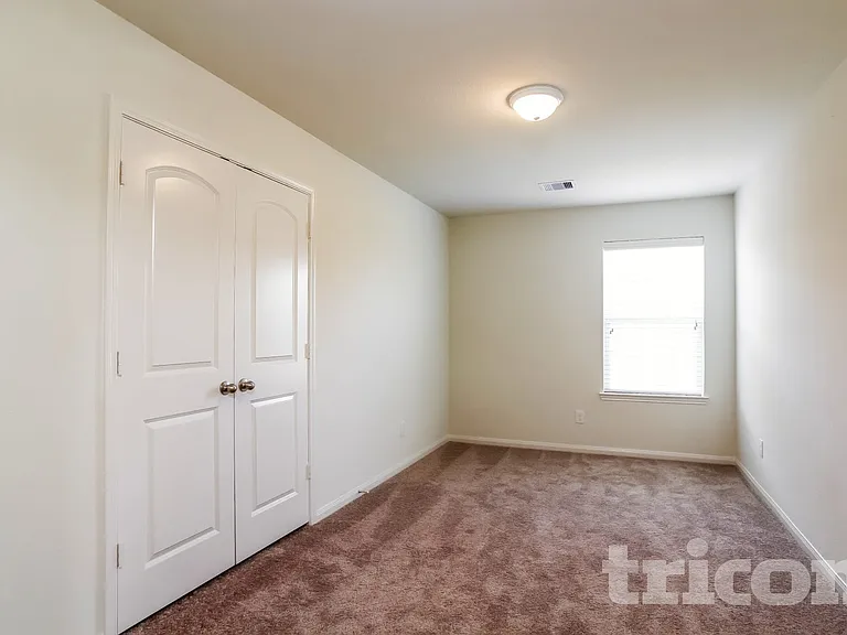 2310 Regatta Ln — Photo 11