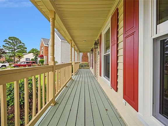 5th image of 4 Sol Thorpe Ln