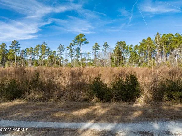 133 Douglas Drive, Holly Ridge, NC 28445