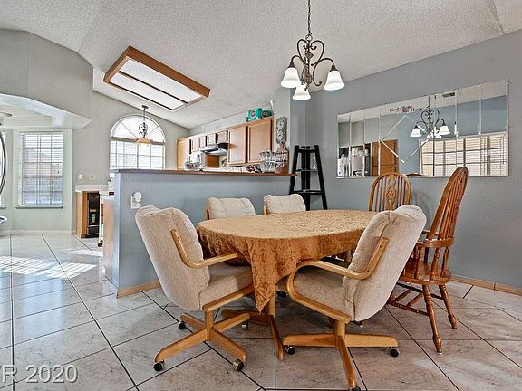5th image of 2242 Granby Ct