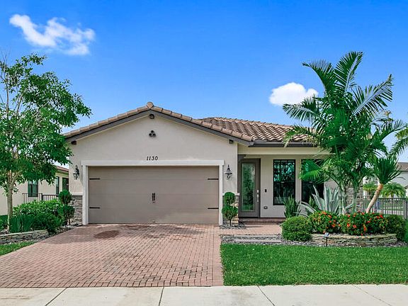 2nd image of 1130 Whitcombe Drive