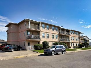 5026 S 49th St #202, Olds, AB T4H1V7