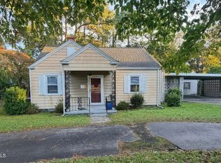 1404 McArthur Ave, New Bern, NC 28560