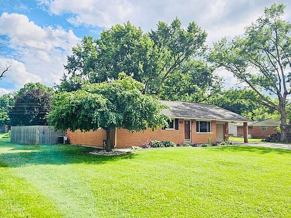 3rd image of 120 Windmere Dr