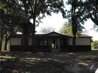 126 Oak Ridge Rd, Mabank, TX 75156