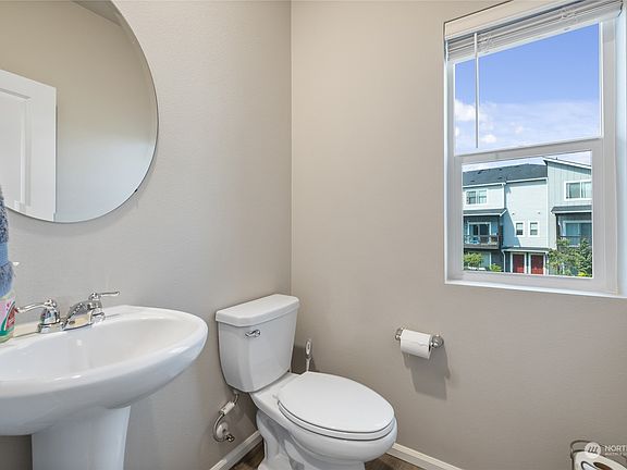 5th image of 17425 118th Avenue Ct E #F
