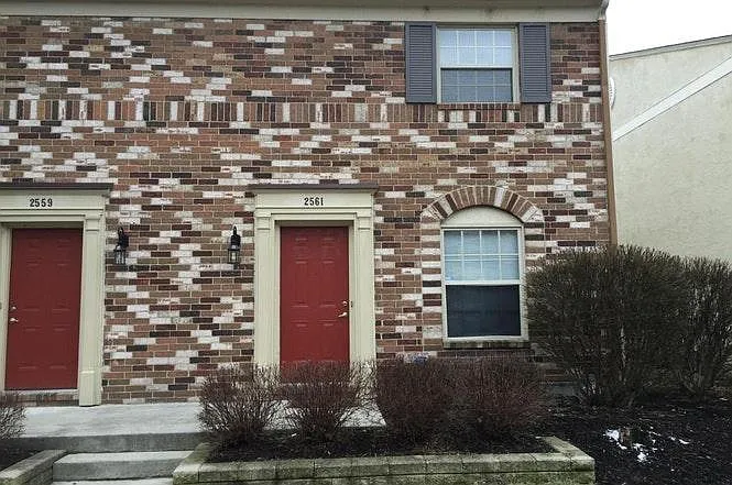 2561 Olde Hill Ct S — Photo 1