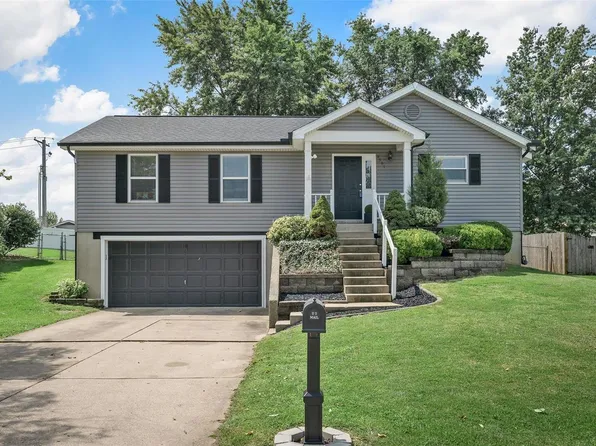 4551 Cambrook Dr, Saint Charles, MO 63304