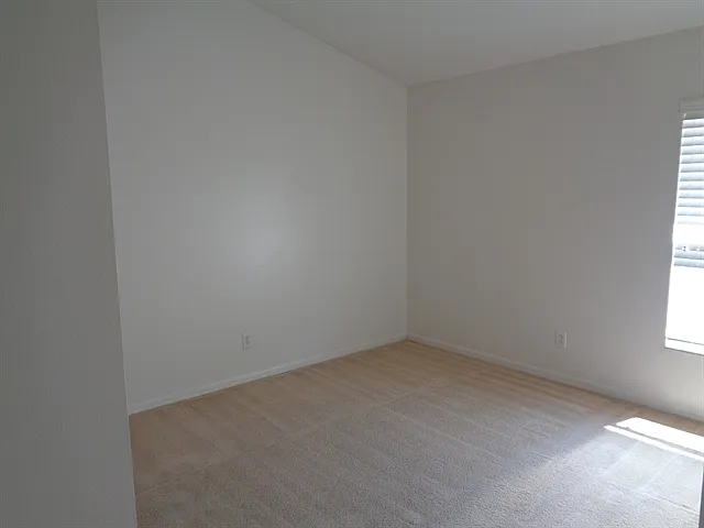 7752 Blue Spring Dr — Photo 18