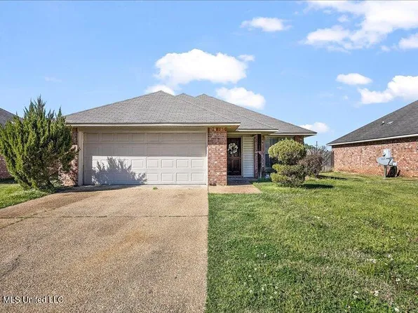 173 Winchester St, Byram, MS 39272